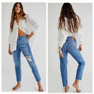 NEW Levi's Wedgie Icon Fit Tapered Ankle Button Fly Big E Denim Size 25